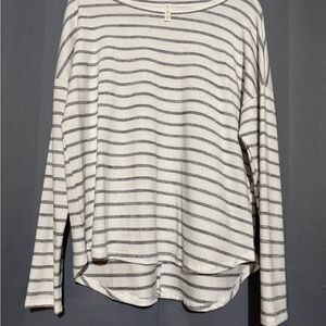 MTS Gray and White Dolman Sleeve Blouse